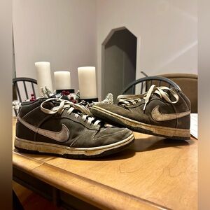 Nike Dunk Mids (US11M)